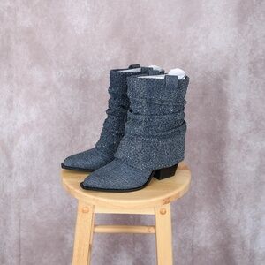 D'Amelio Boots- Rhinestone- NIB